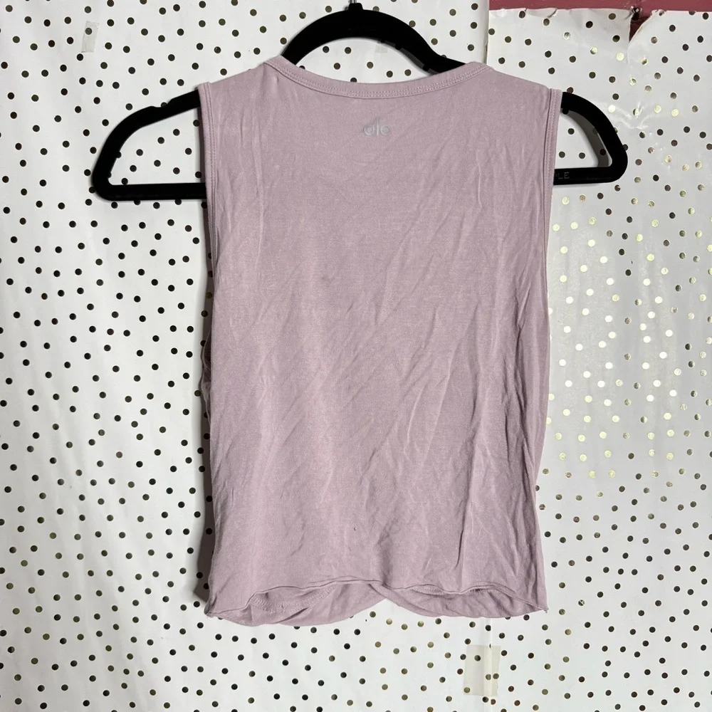 Alo Yoga Sleeveless Twist Front Top